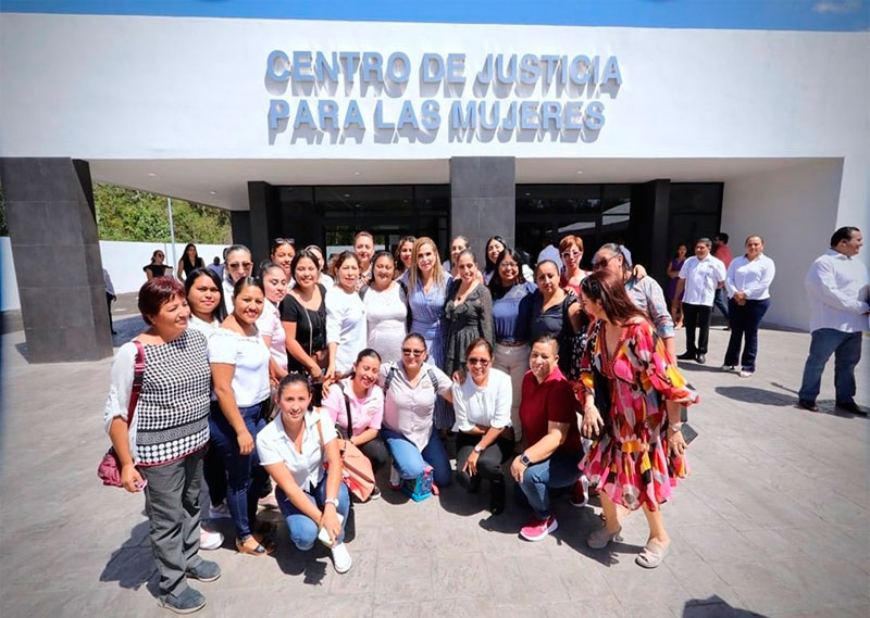 Atención integral para las mujeres en Solidaridad