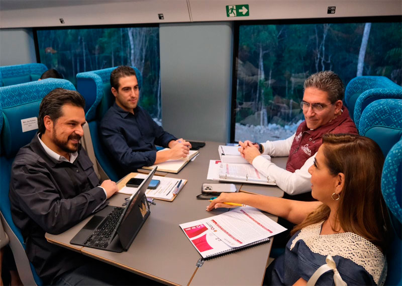 En Tren Maya, Mara Lezama y Zoé Robledo sostienen mesa de trabajo en temas de salud para Quintana Roo