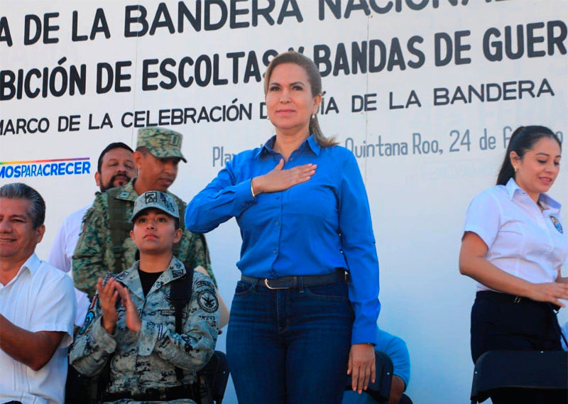 Conmemoran Día de la Bandera en Solidaridad