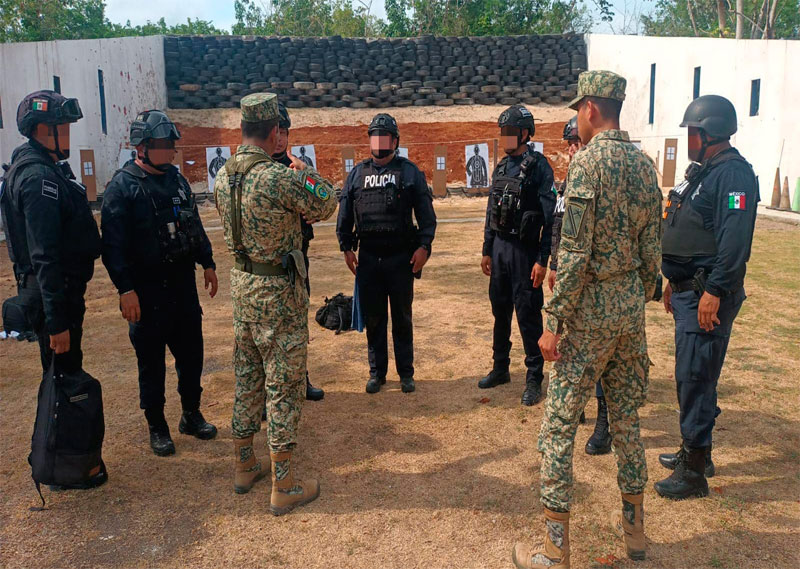 Policías de Solidaridad reciben curso de manejo de armamento impartido por la SEDENA