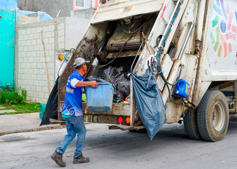 Eficiente recoja de basura mantiene limpio a Solidaridad